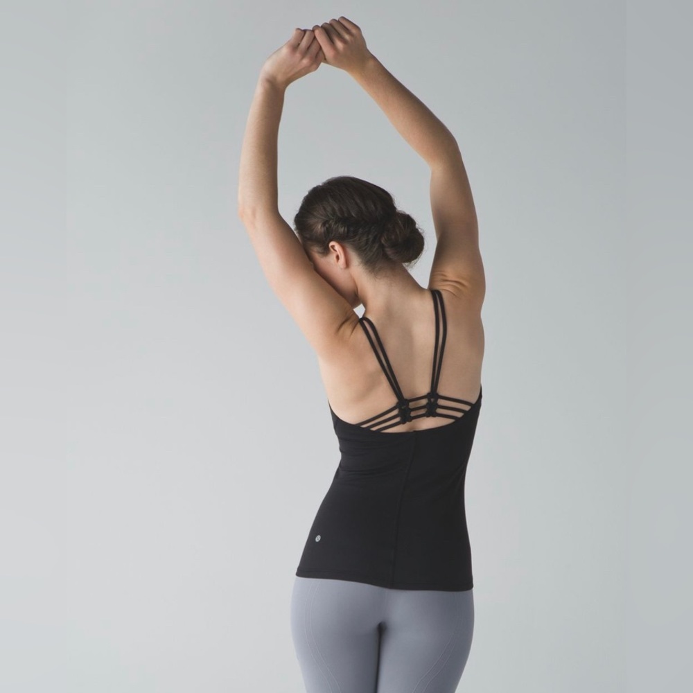 Lululemon Sunset Flow Tank Black Size 8